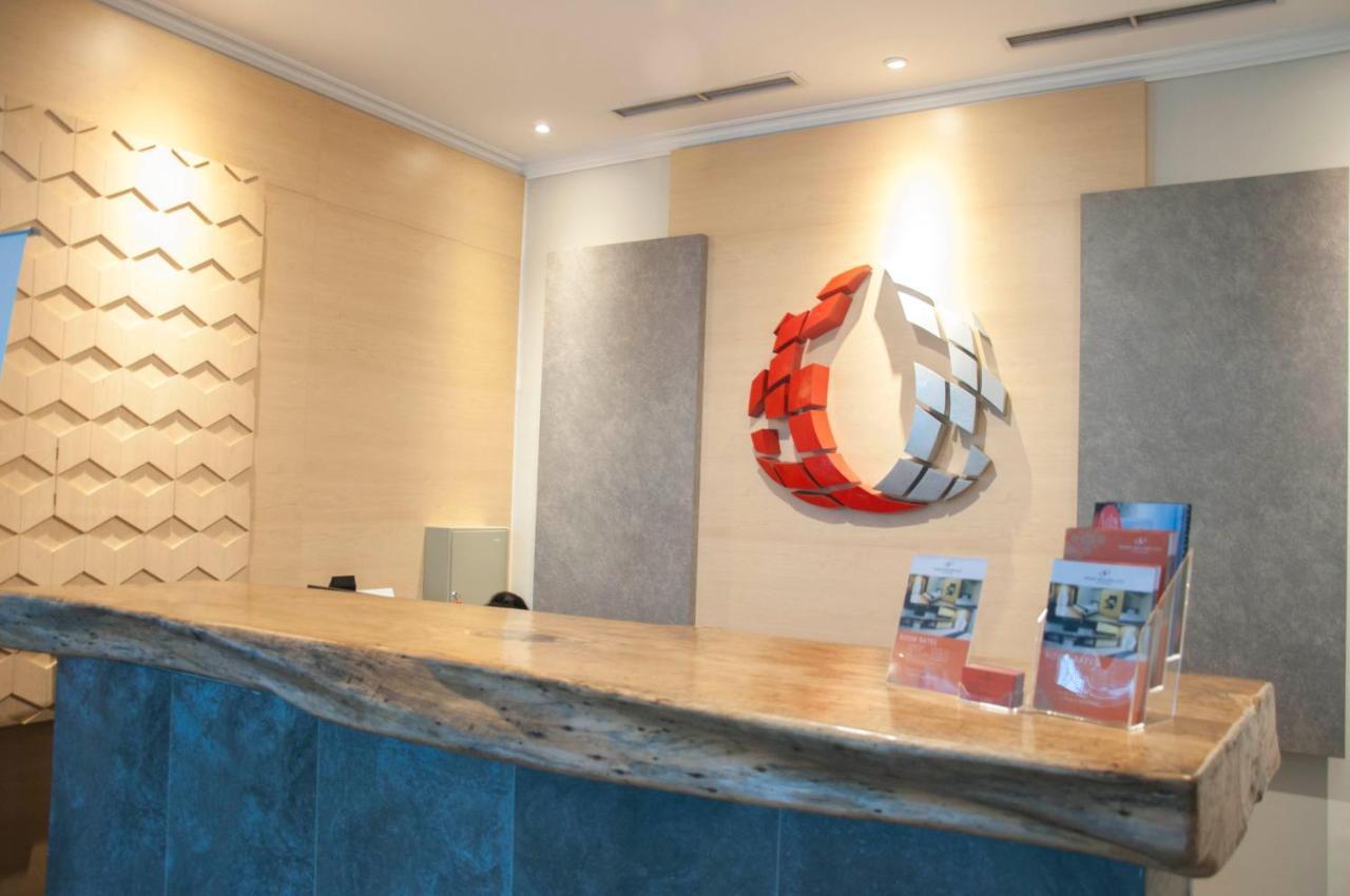 Skyland City Hotel Jatinangor Cilimus Eksteriør billede